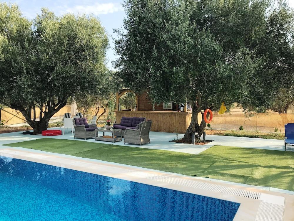 Ai Helis Resort Svoronata Exterior photo
