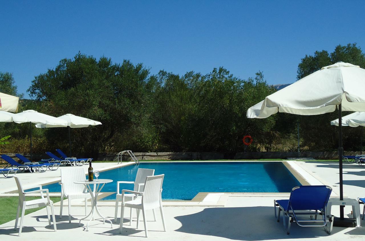 Ai Helis Resort Svoronata Exterior photo