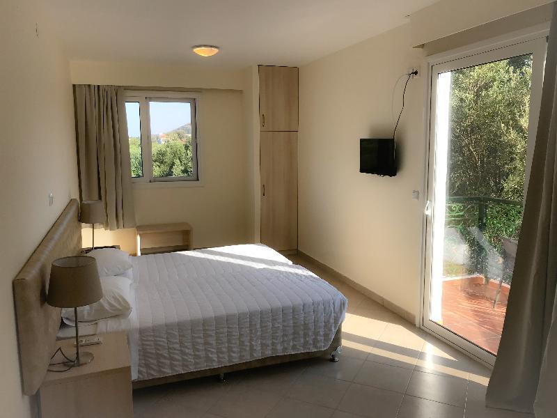 Ai Helis Resort Svoronata Exterior photo